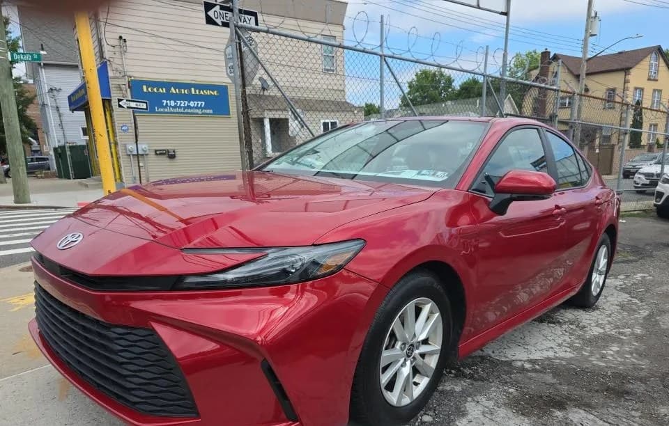 2025 TOYOTA CAMRY LE