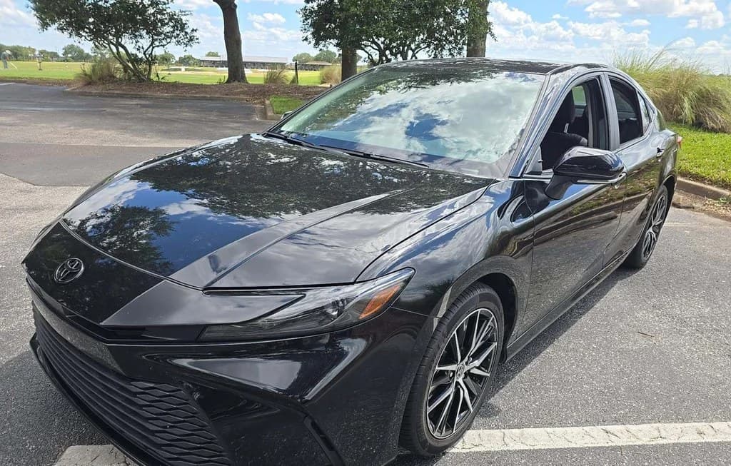 2025 TOYOTA CAMRY LE