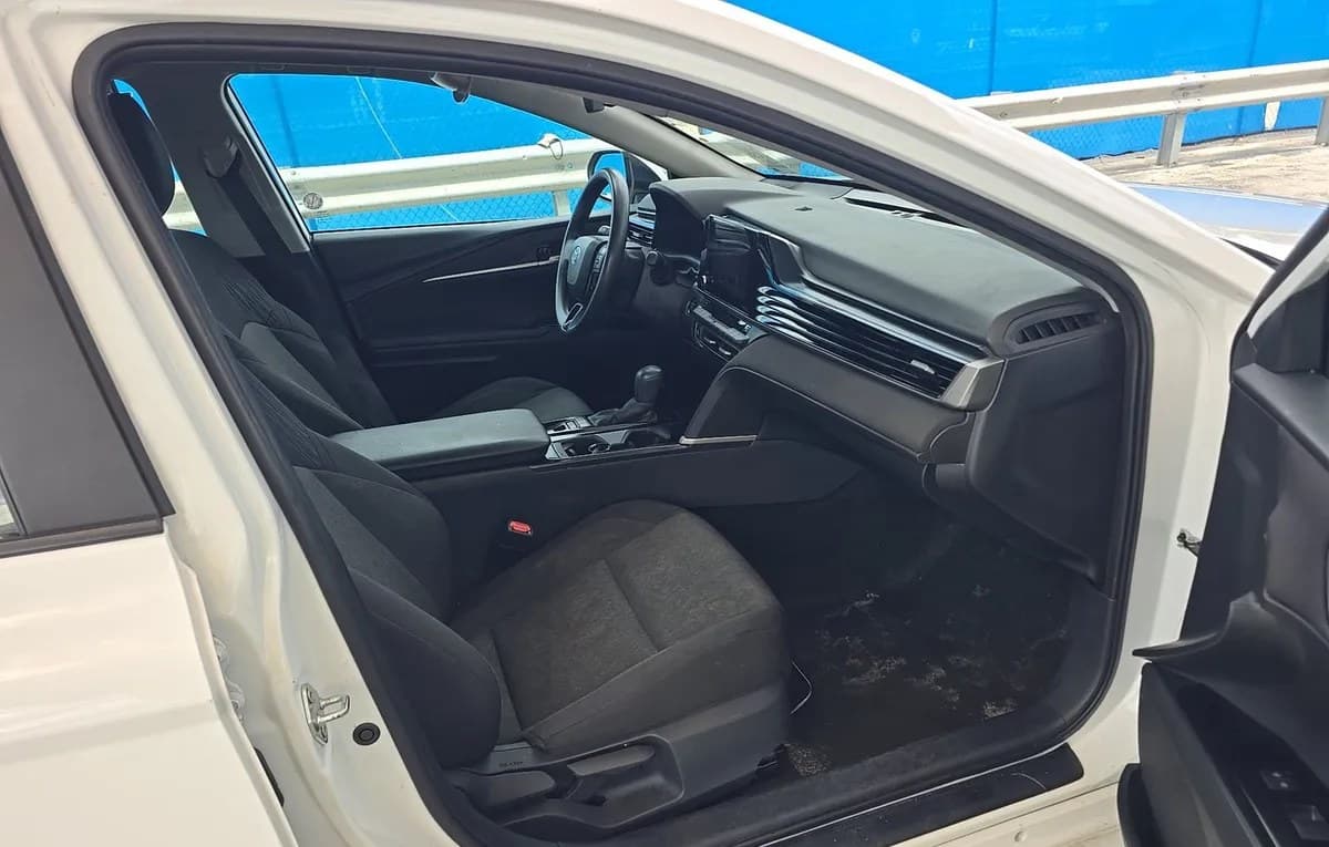 2025 TOYOTA CAMRY LE 5