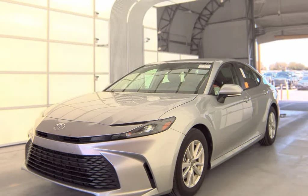 2026 TOYOTA CAMRY LE