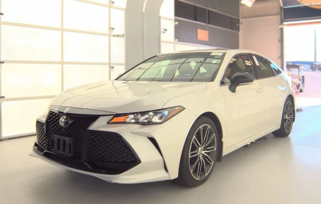 2021 TOYOTA AVALON XSE