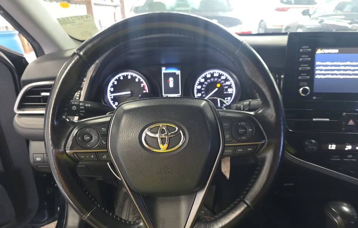 2021 TOYOTA CAMRY SE 7