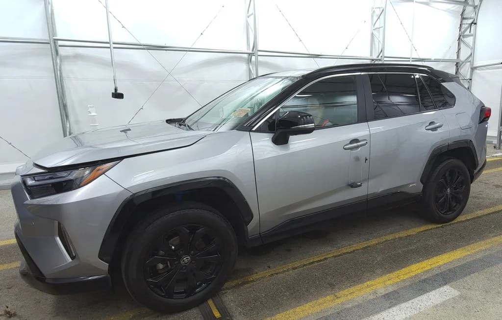 2025 TOYOTA RAV4 HYBRID XSE