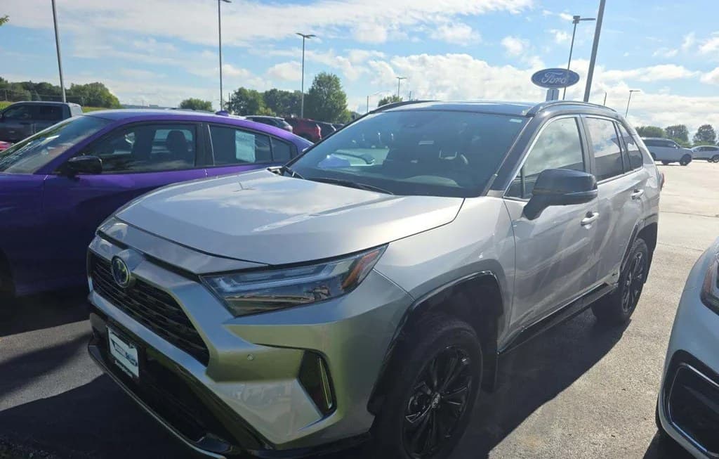 2024 TOYOTA RAV4 HYBRID XSE