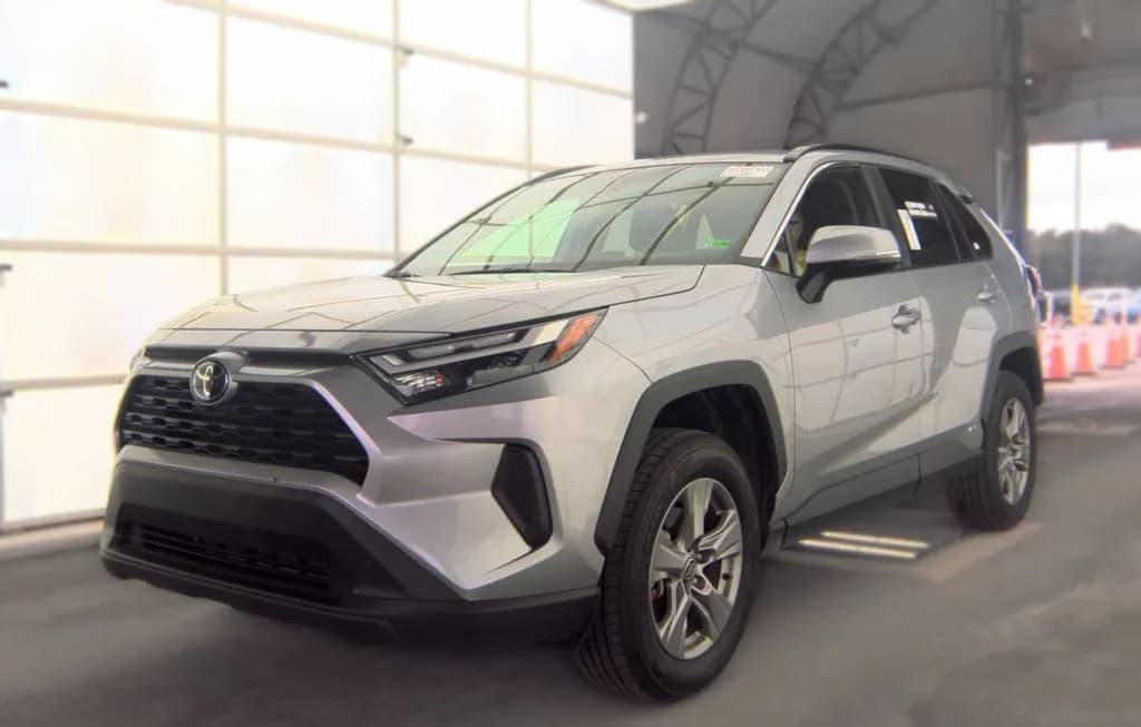 2025 TOYOTA RAV4 HYBRID LE
