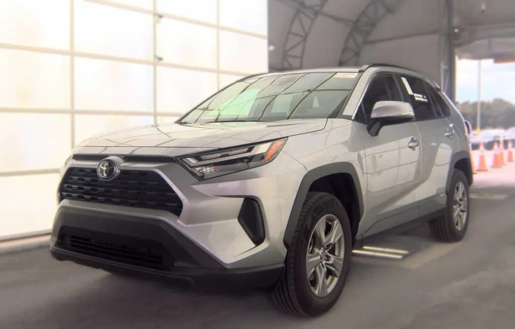 2025 TOYOTA RAV4 HYBRID LE
