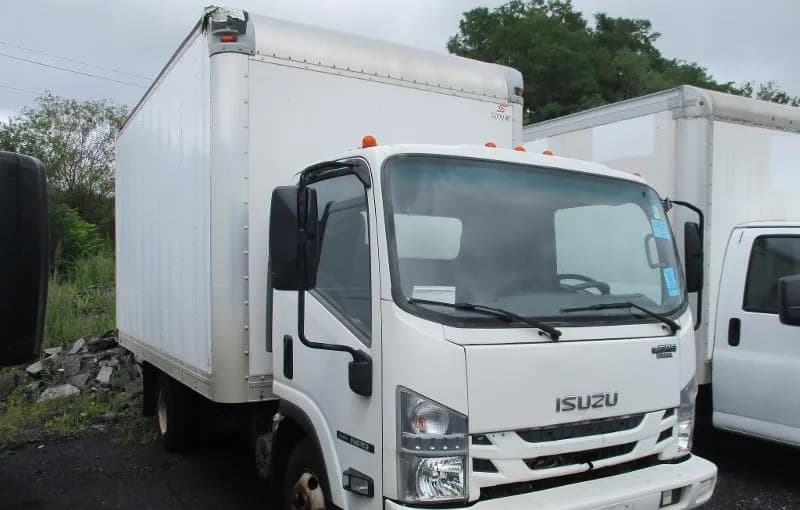 2017 ISUZU NPR 2