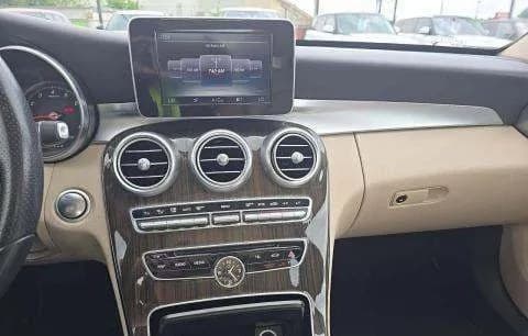 2017 MERCEDES-BENZ C-CLASS C 300 7