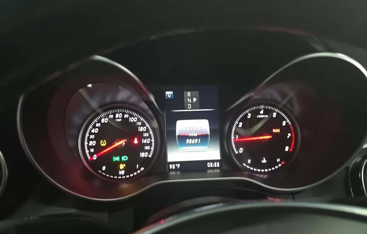 2018 MERCEDES-BENZ C-CLASS C 300 6