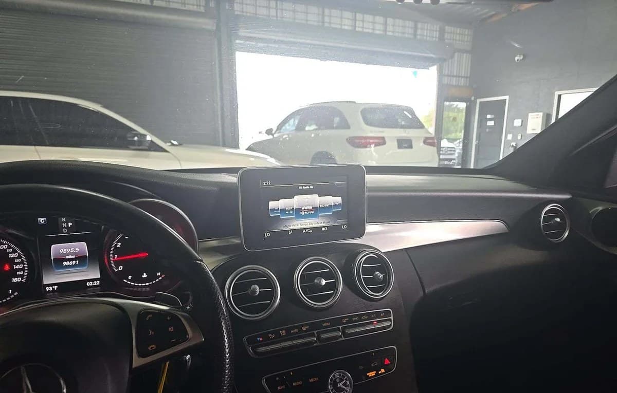 2018 MERCEDES-BENZ C-CLASS C 300 7