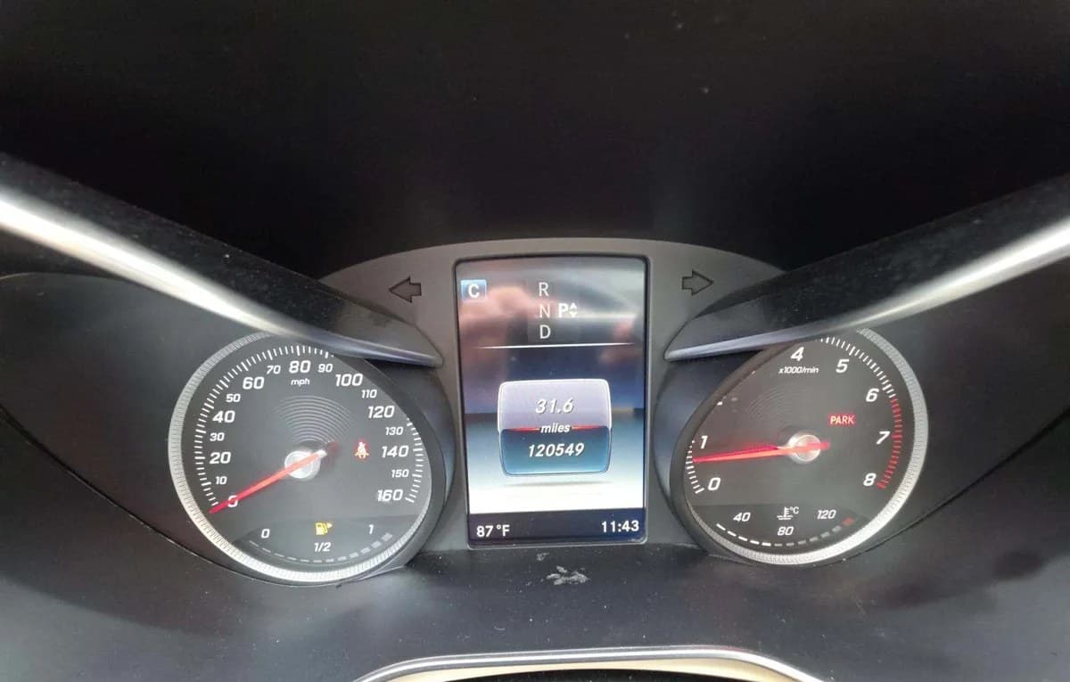 2017 MERCEDES-BENZ C-CLASS C 300 6