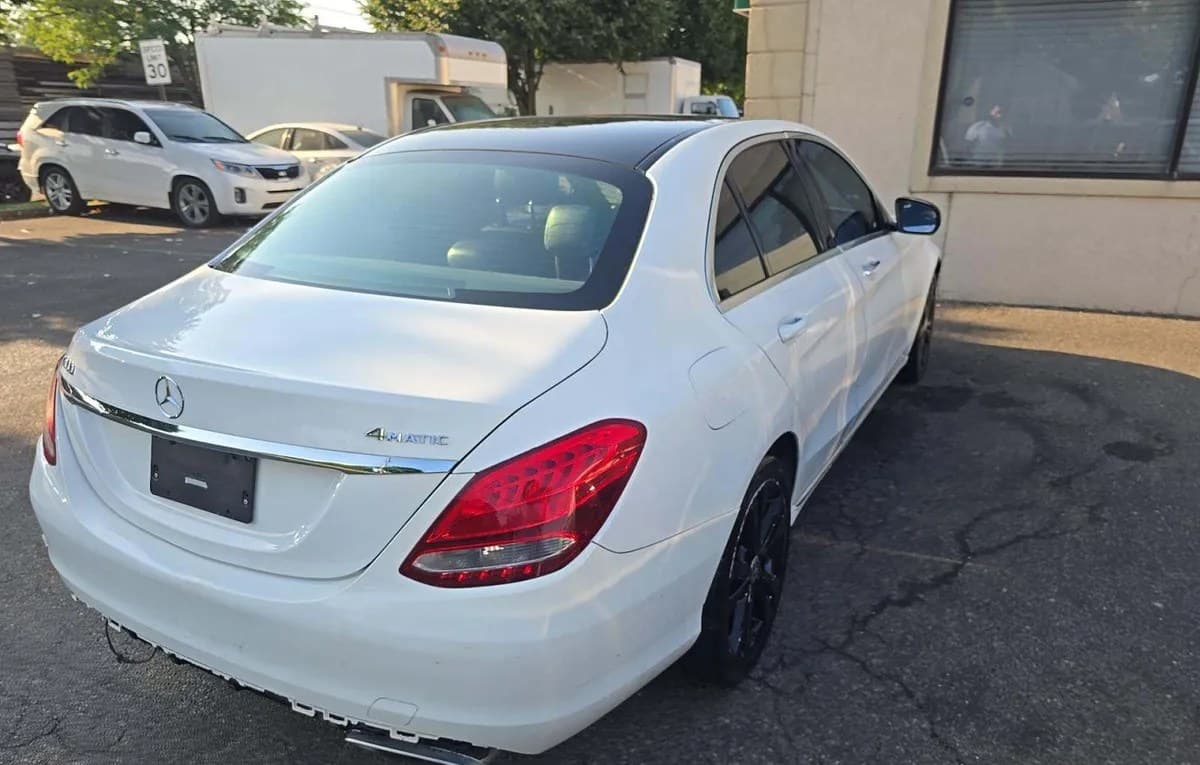 2018 MERCEDES-BENZ C-CLASS C 300 4