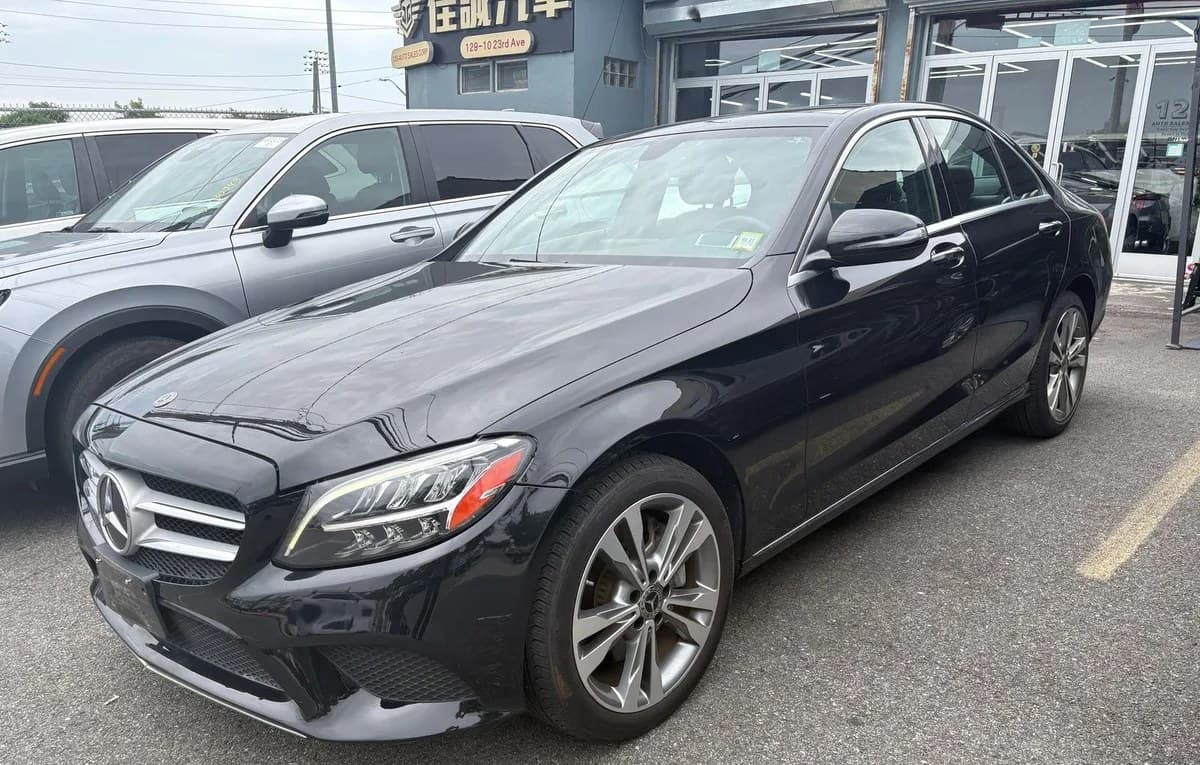 2019 MERCEDES-BENZ C-CLASS C 300 3