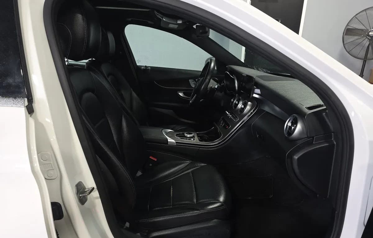 2019 MERCEDES-BENZ C-CLASS C 300 5