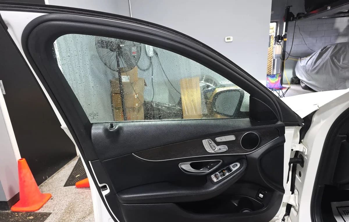 2019 MERCEDES-BENZ C-CLASS C 300 6