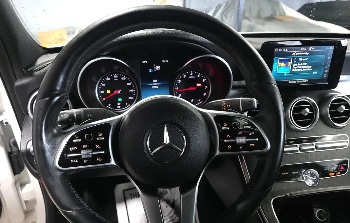 2019 MERCEDES-BENZ C-CLASS C 300 7