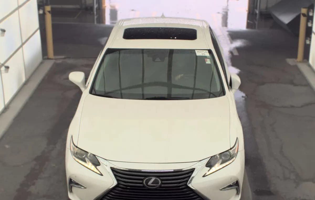 2017 LEXUS ES 350 3