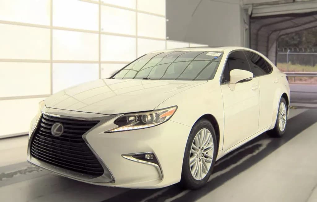 2017 LEXUS ES 350 1