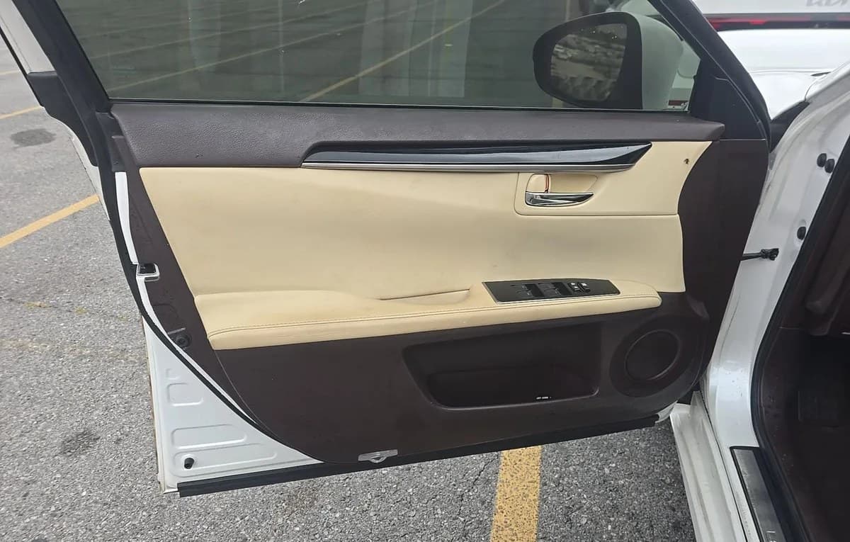 2017 LEXUS ES 350 6