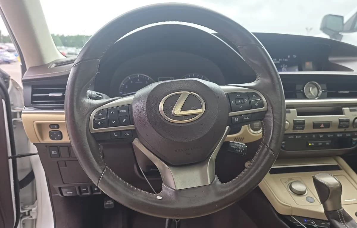2017 LEXUS ES 350 7