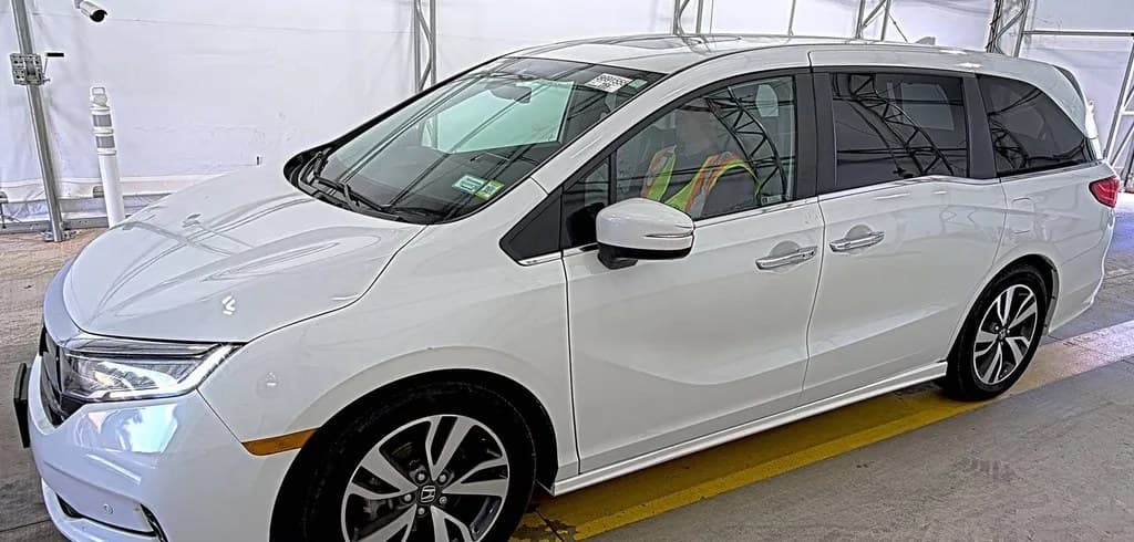 2023 HONDA ODYSSEY TOURING 118.1" WB