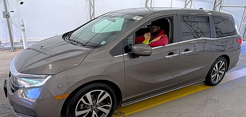 2023 HONDA ODYSSEY TOURING 118.1" WB