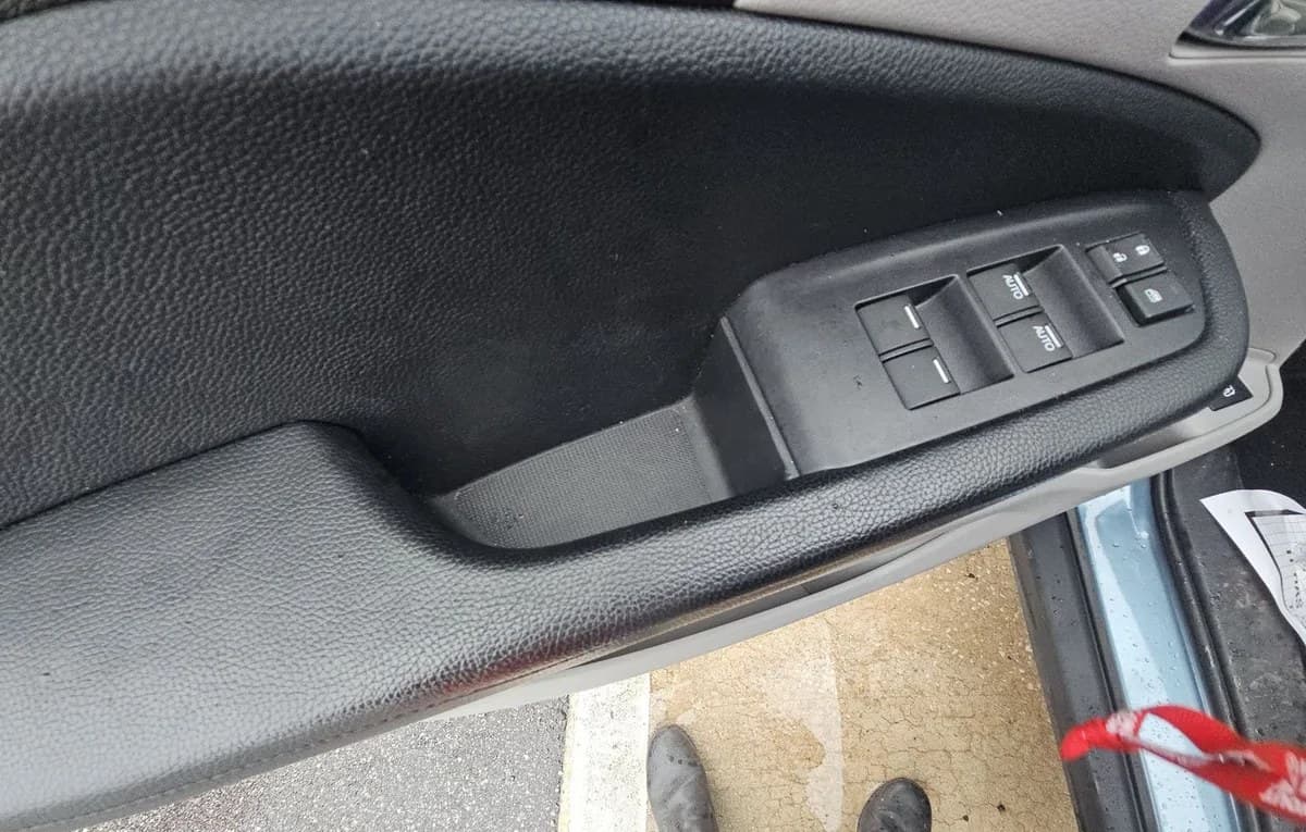 2018 HONDA PILOT LX 6