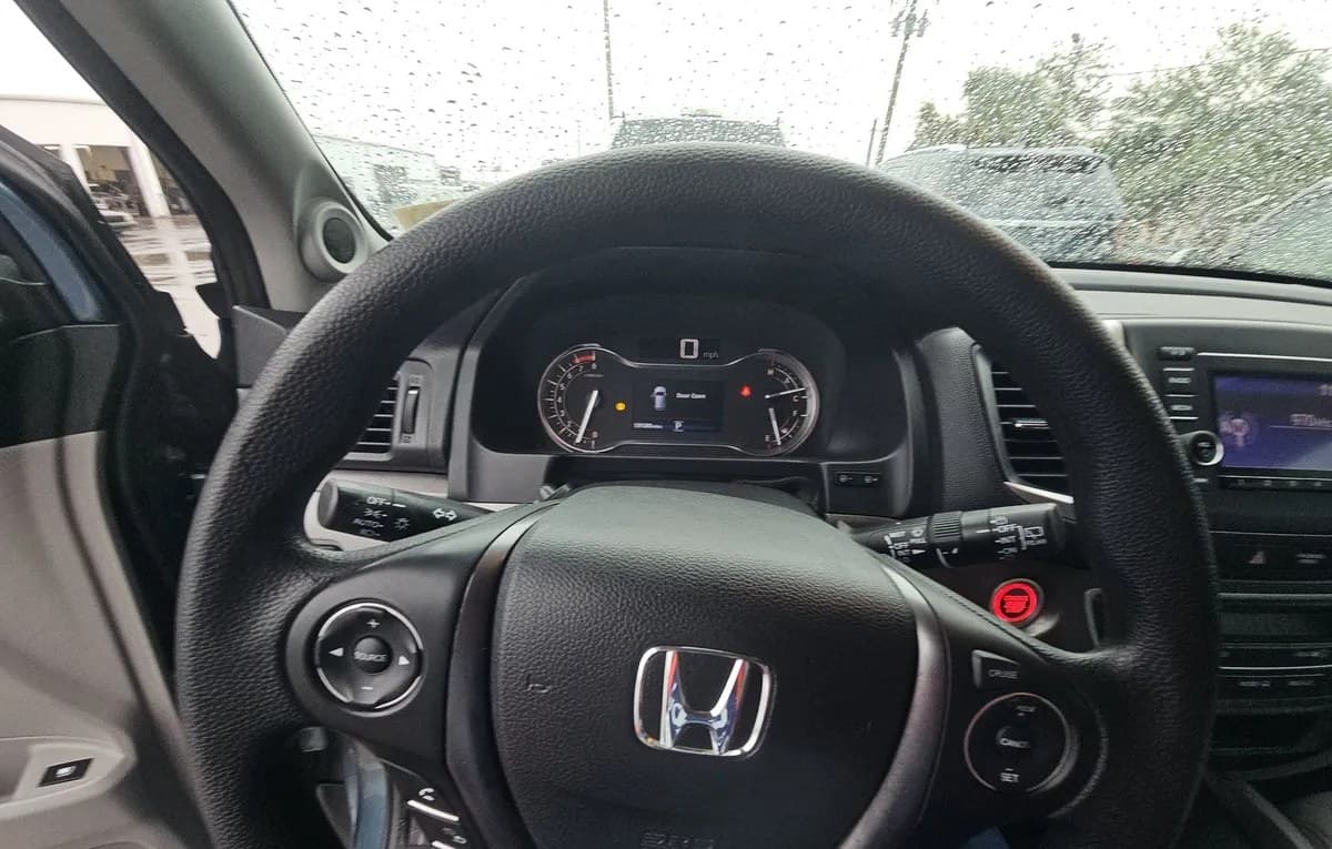2018 HONDA PILOT LX 7
