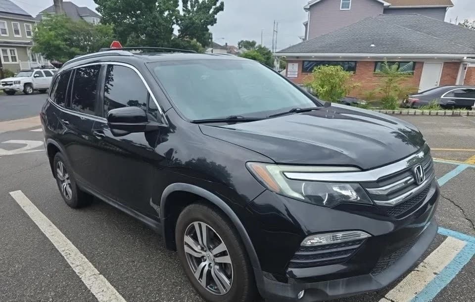 2017 HONDA PILOT EX 4
