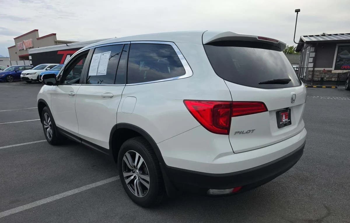 2018 HONDA PILOT EX 3