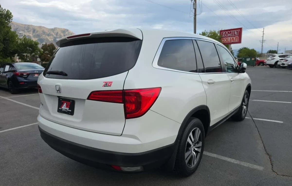 2018 HONDA PILOT EX 4