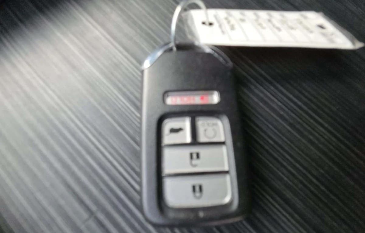 2018 HONDA PILOT EX 5