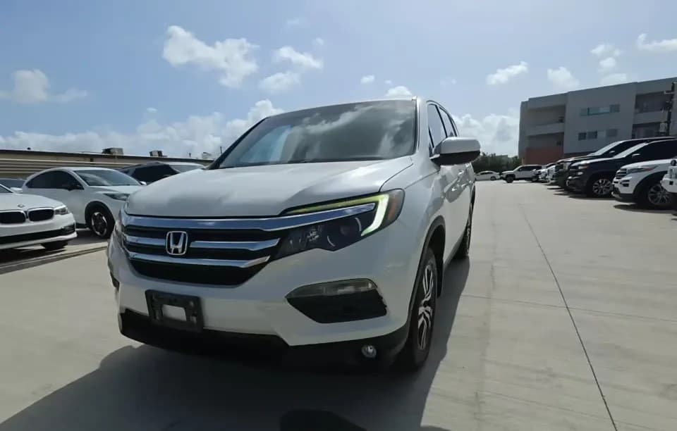 2017 HONDA PILOT EX 2