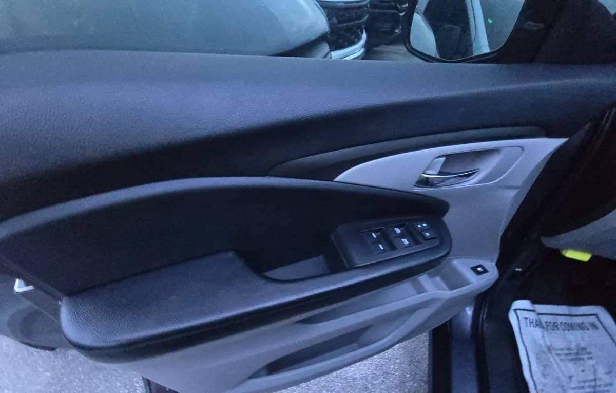 2019 HONDA PILOT EX 6