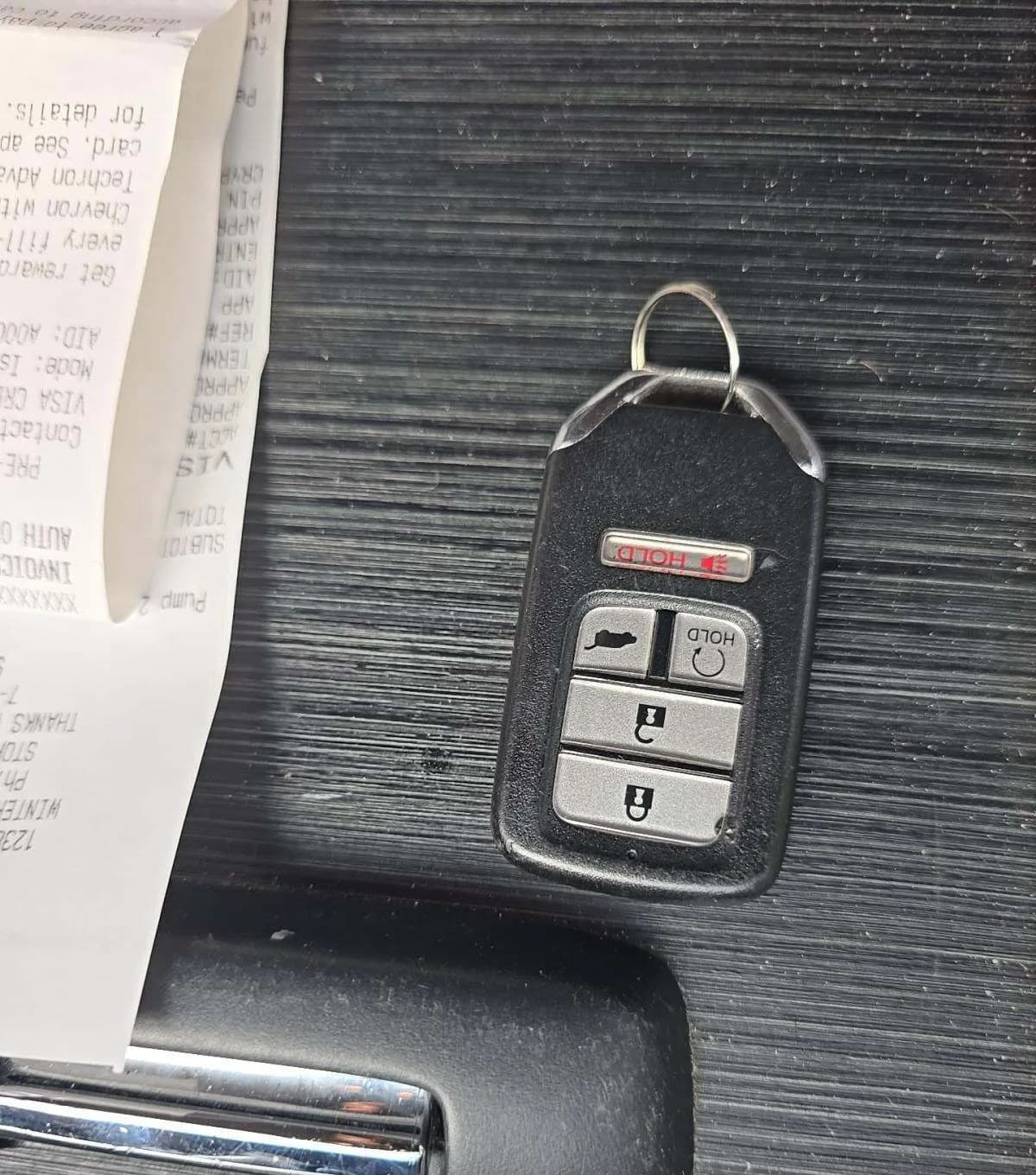 2021 HONDA PILOT EX 5