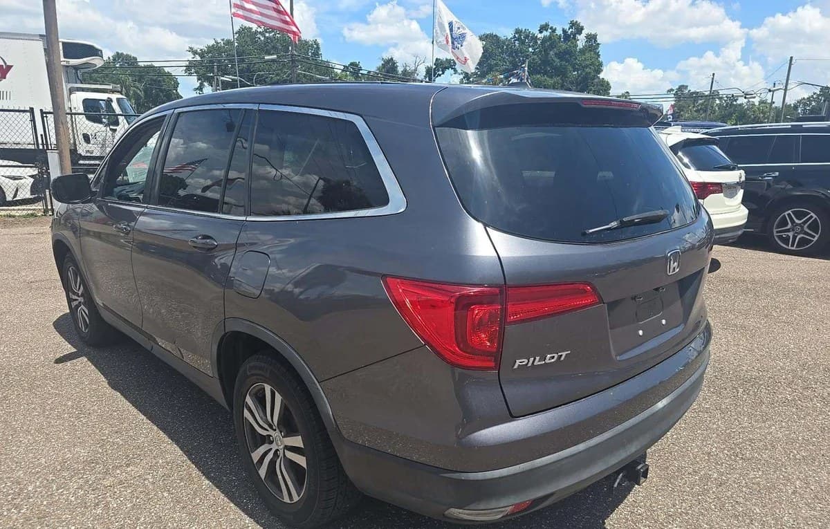 2017 HONDA PILOT EX-L 3