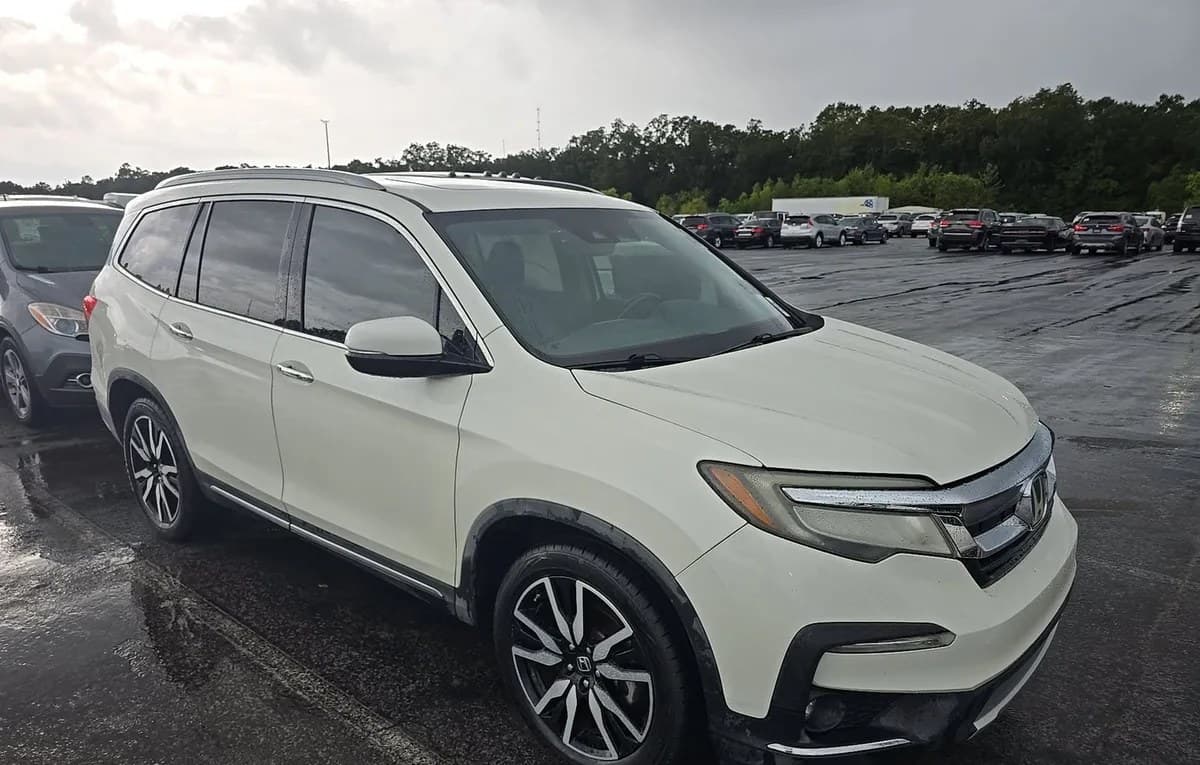 2019 HONDA PILOT Touring 4