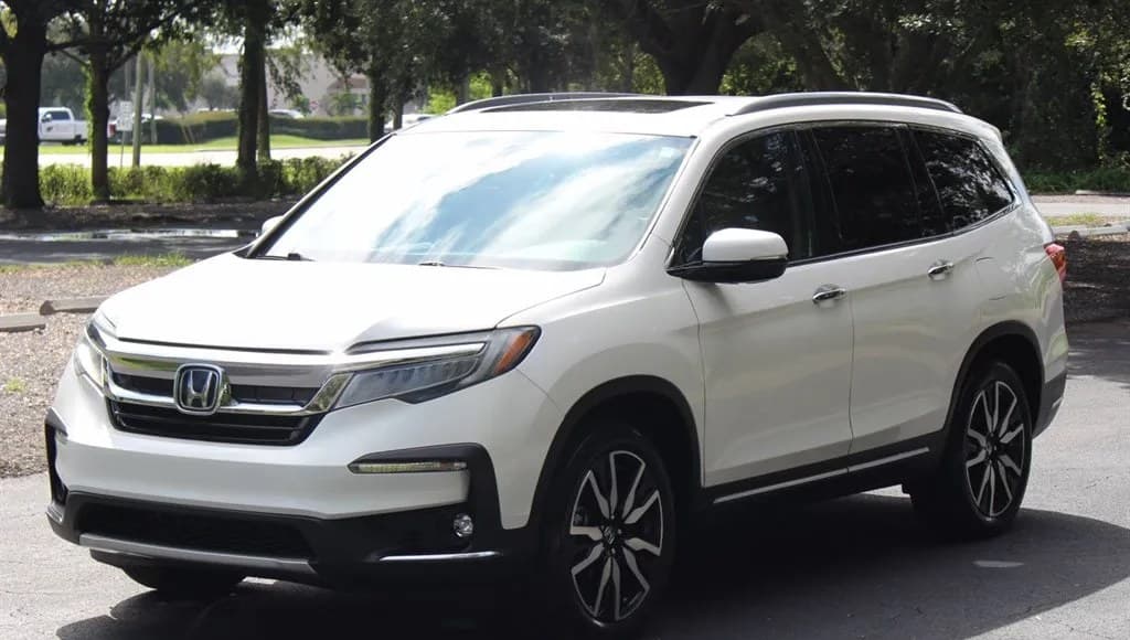 2019 HONDA PILOT Touring 2
