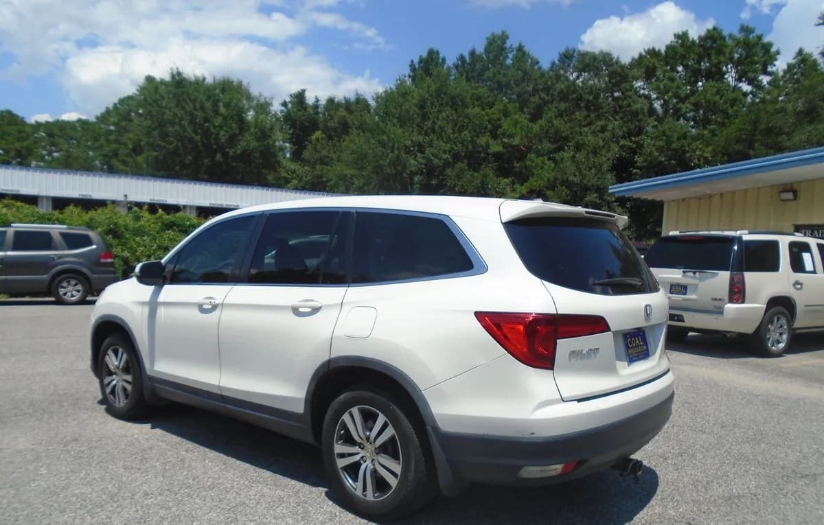2017 HONDA PILOT EX-L 4