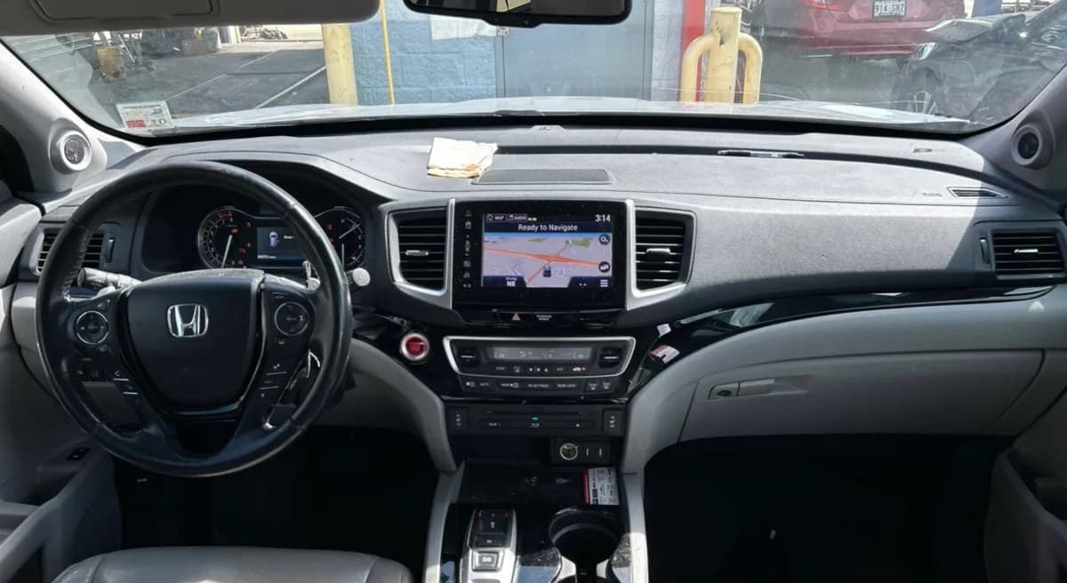 2017 HONDA PILOT Touring 6