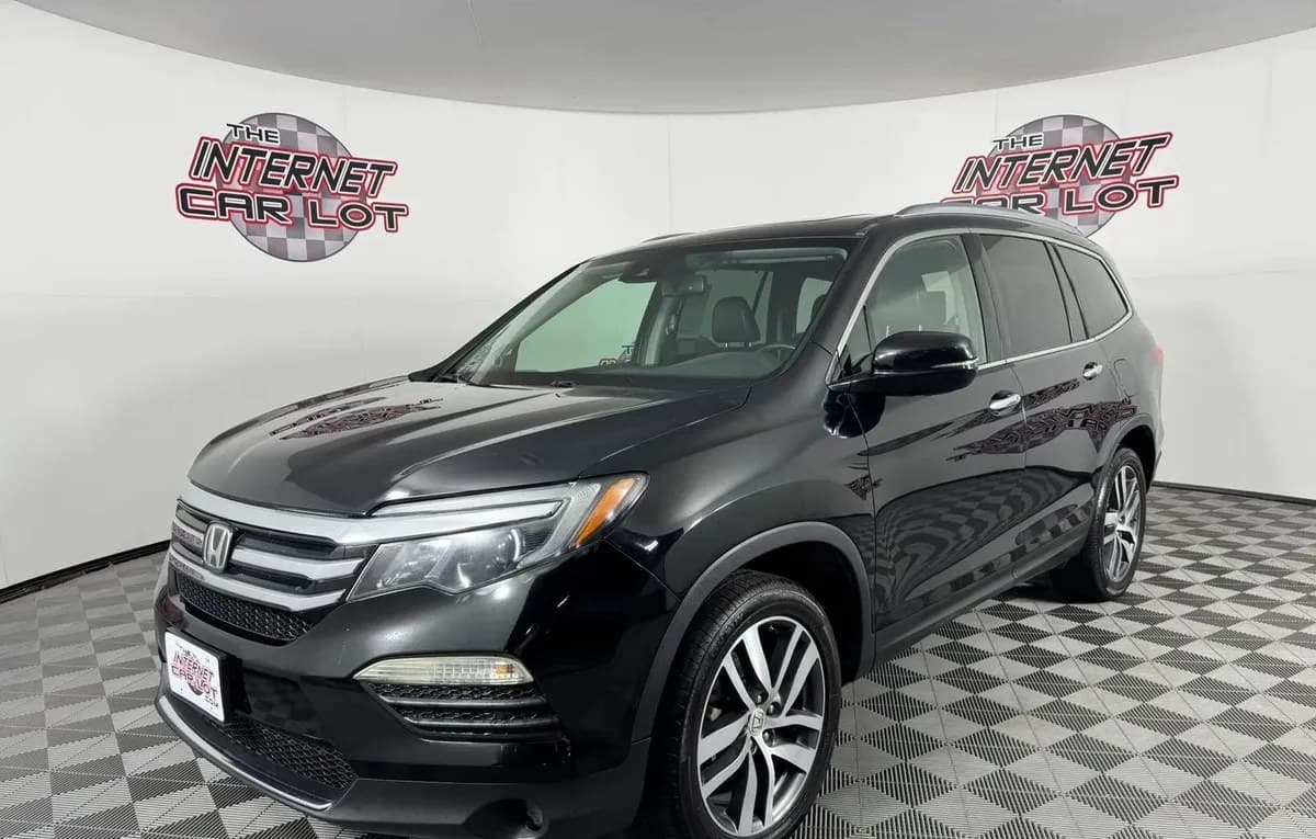 2018 HONDA PILOT Touring 4