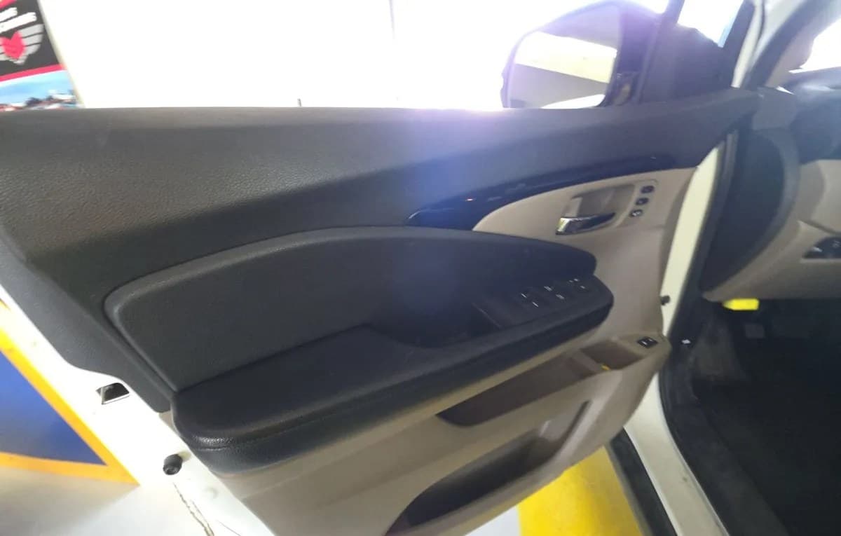 2019 HONDA PILOT Elite 6