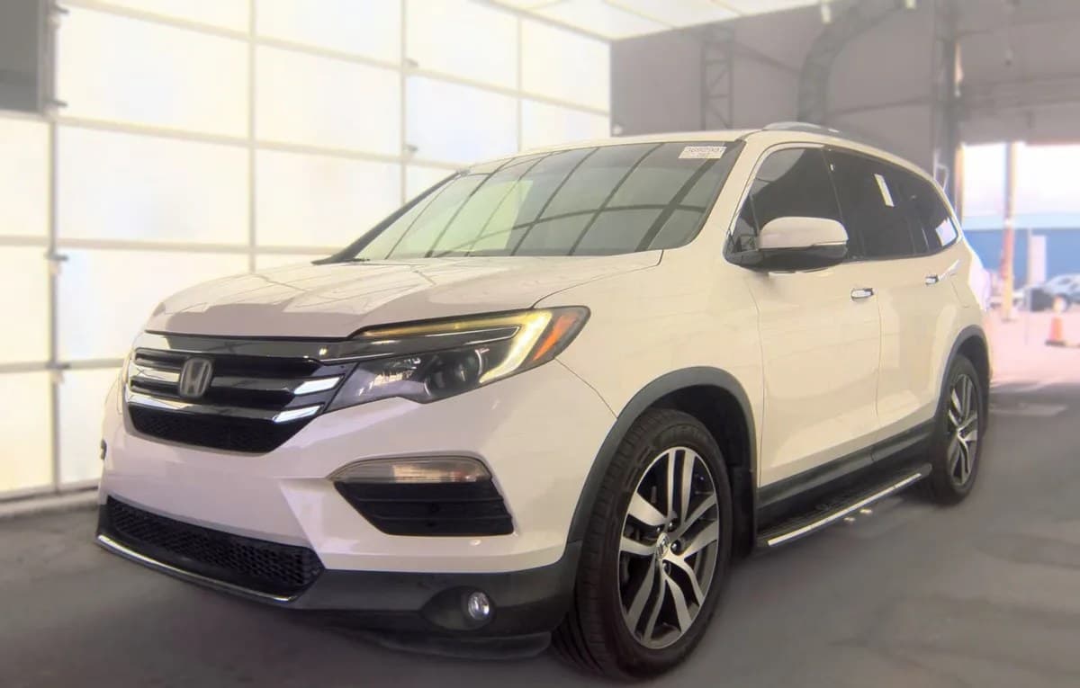 2017 HONDA PILOT Elite 2
