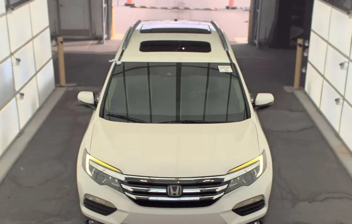 2017 HONDA PILOT Elite 3