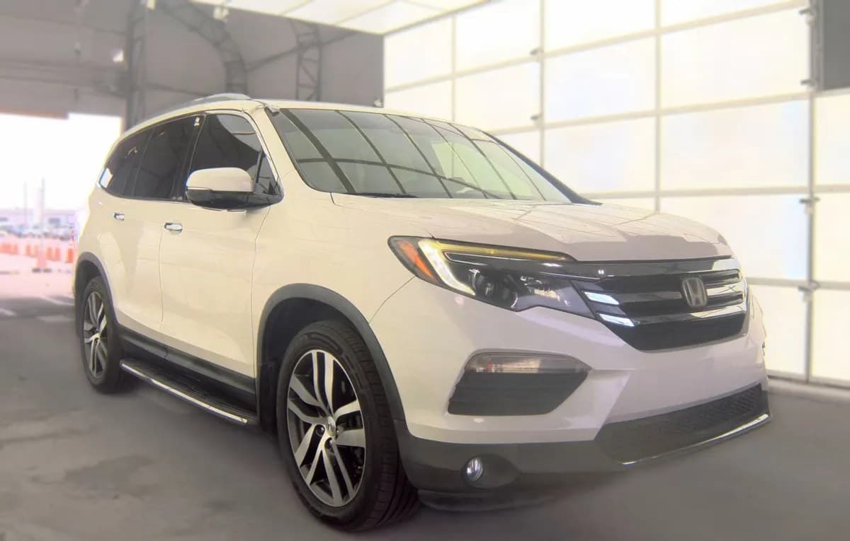 2017 HONDA PILOT Elite 4