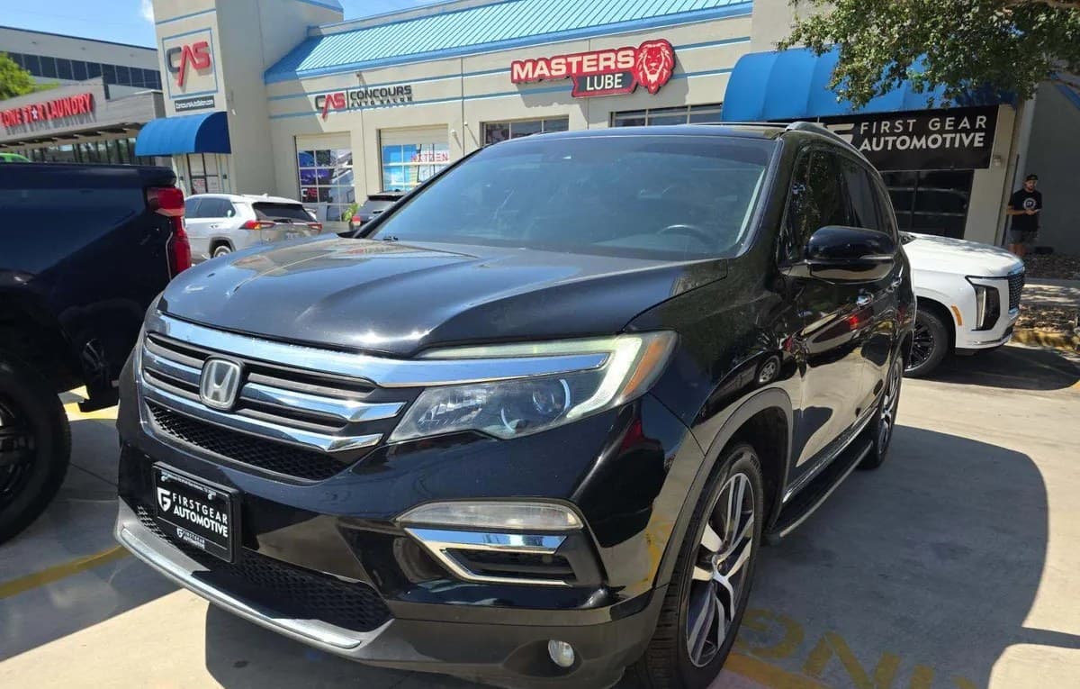 2018 HONDA PILOT Elite 2