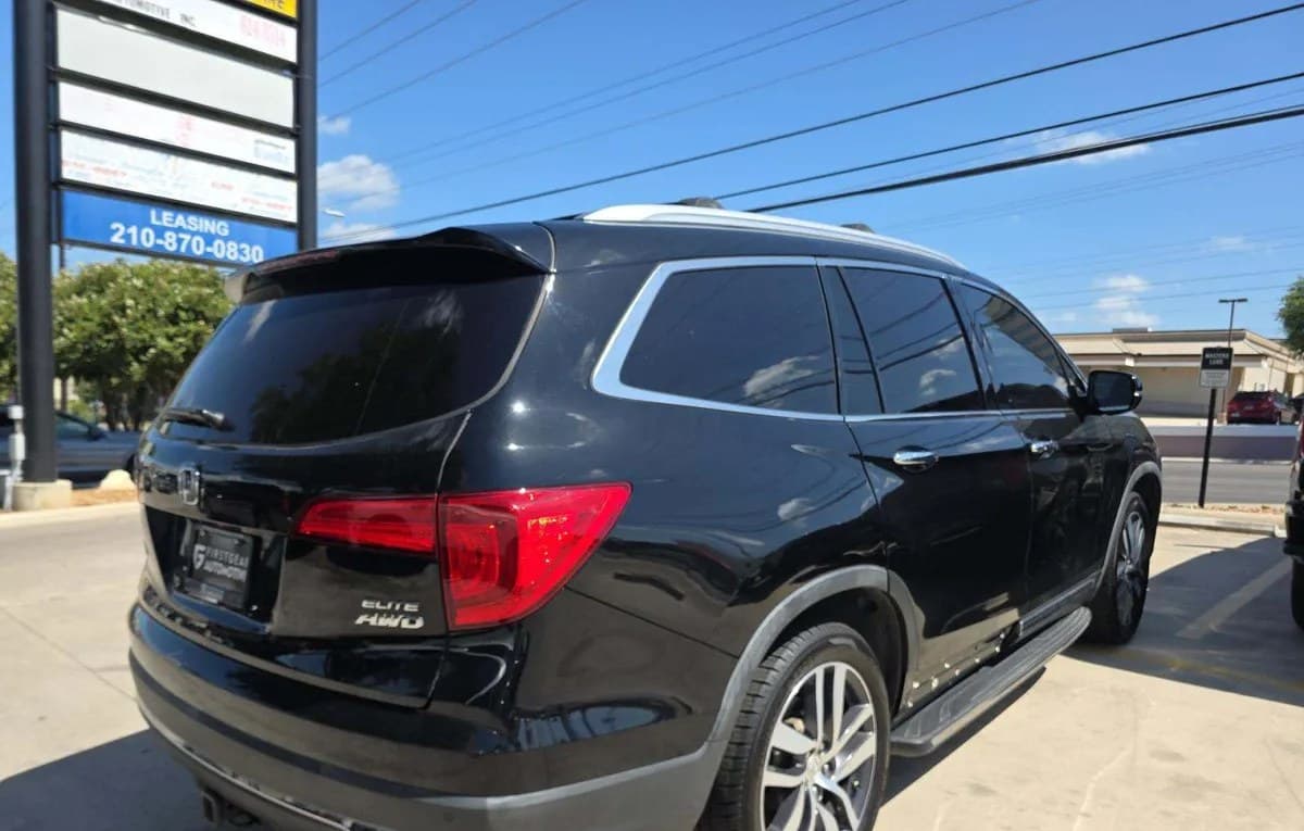 2018 HONDA PILOT Elite 4