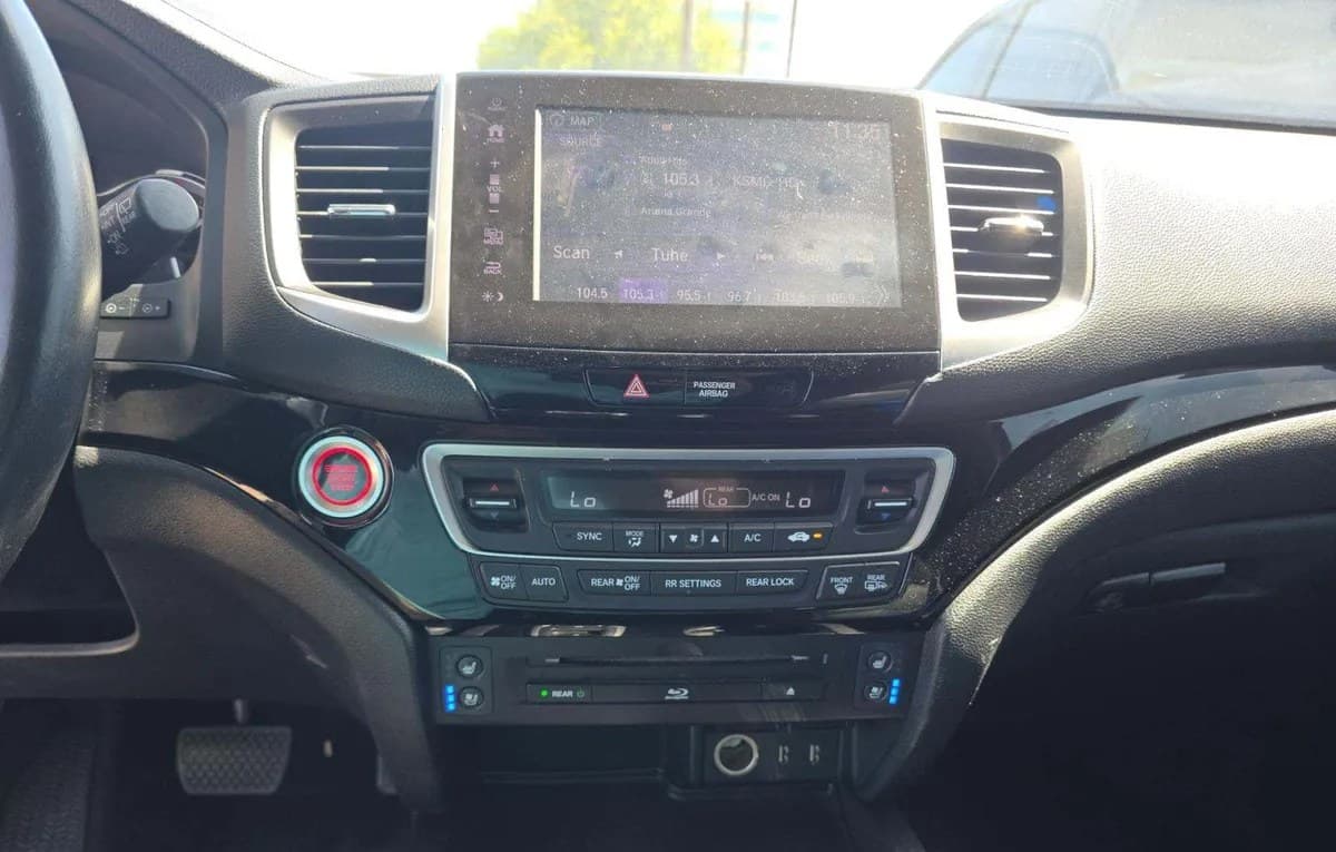 2018 HONDA PILOT Elite 7