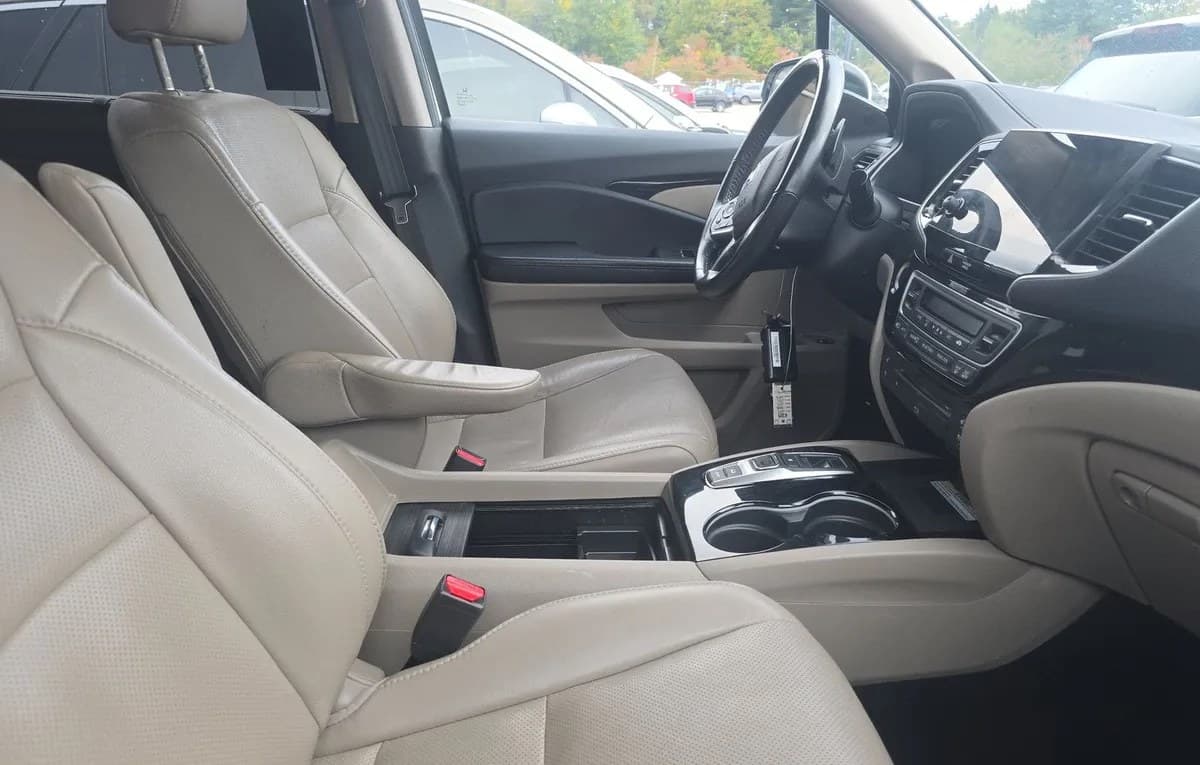 2019 HONDA PILOT Elite 5