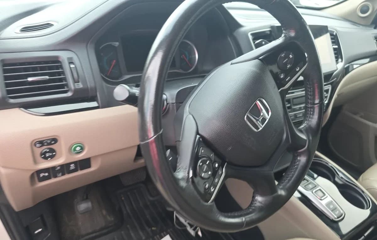 2019 HONDA PILOT Elite 7